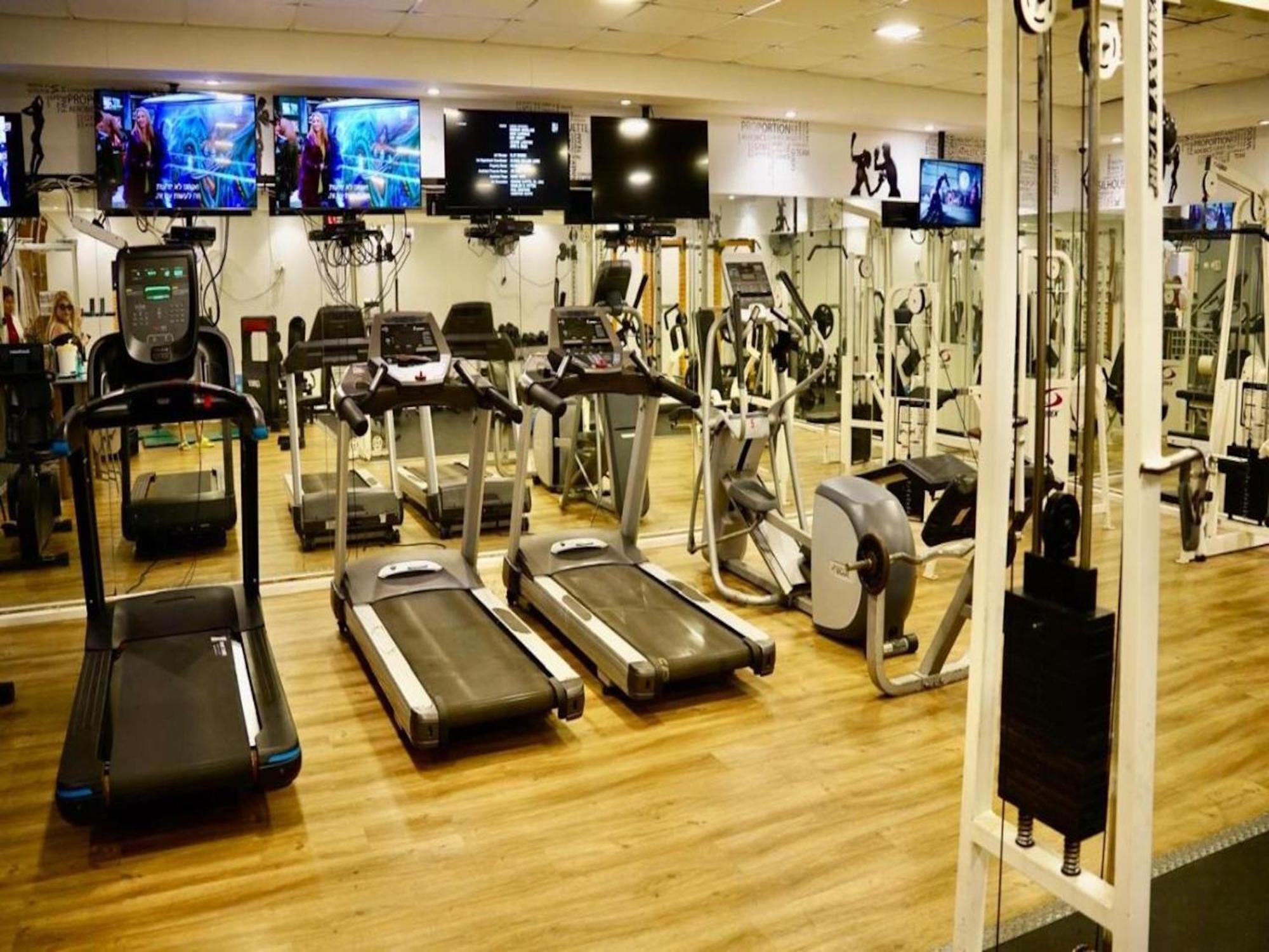 Caesarea Resort Апартаменты *