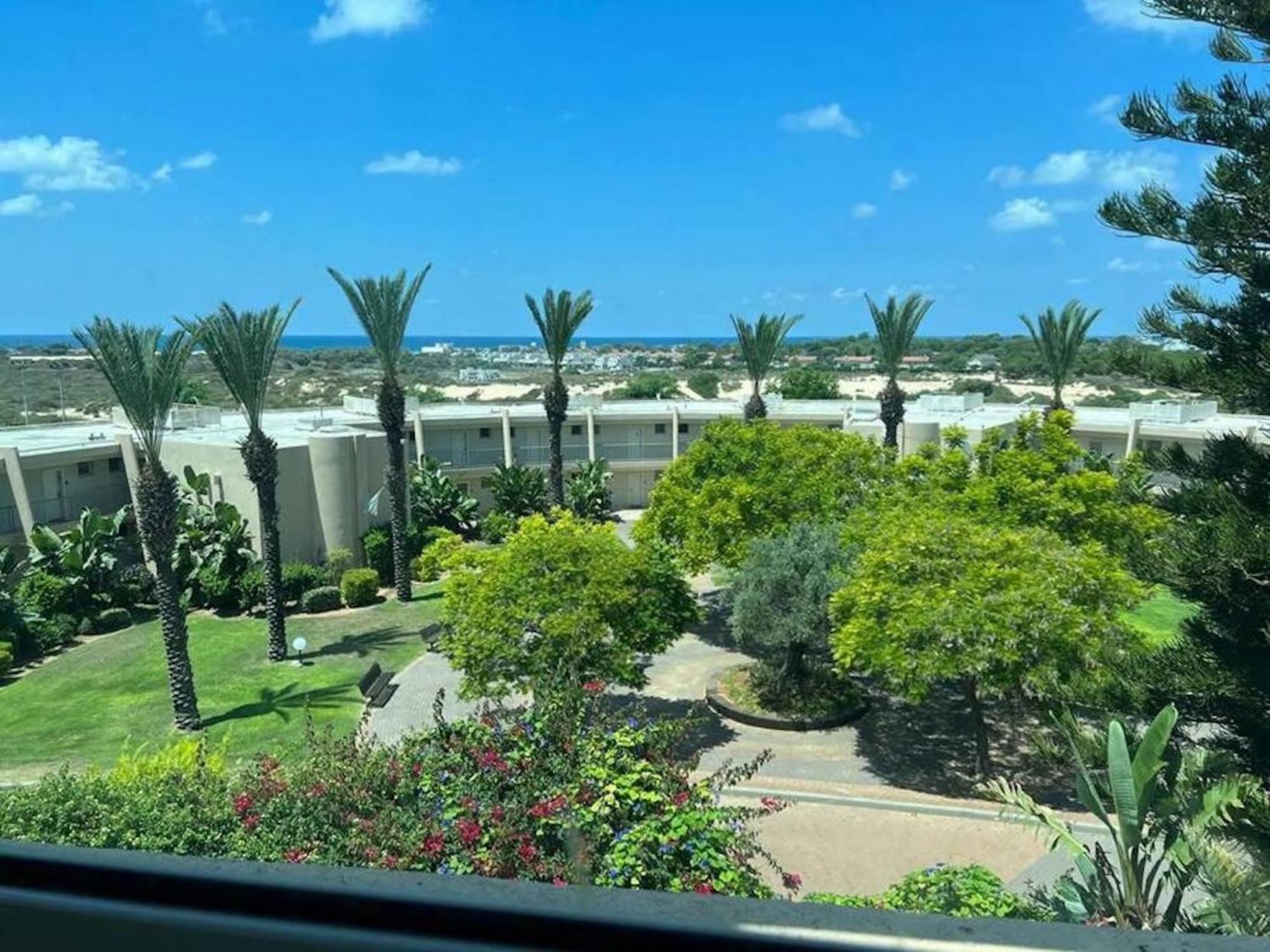 Caesarea Resort * Кесария